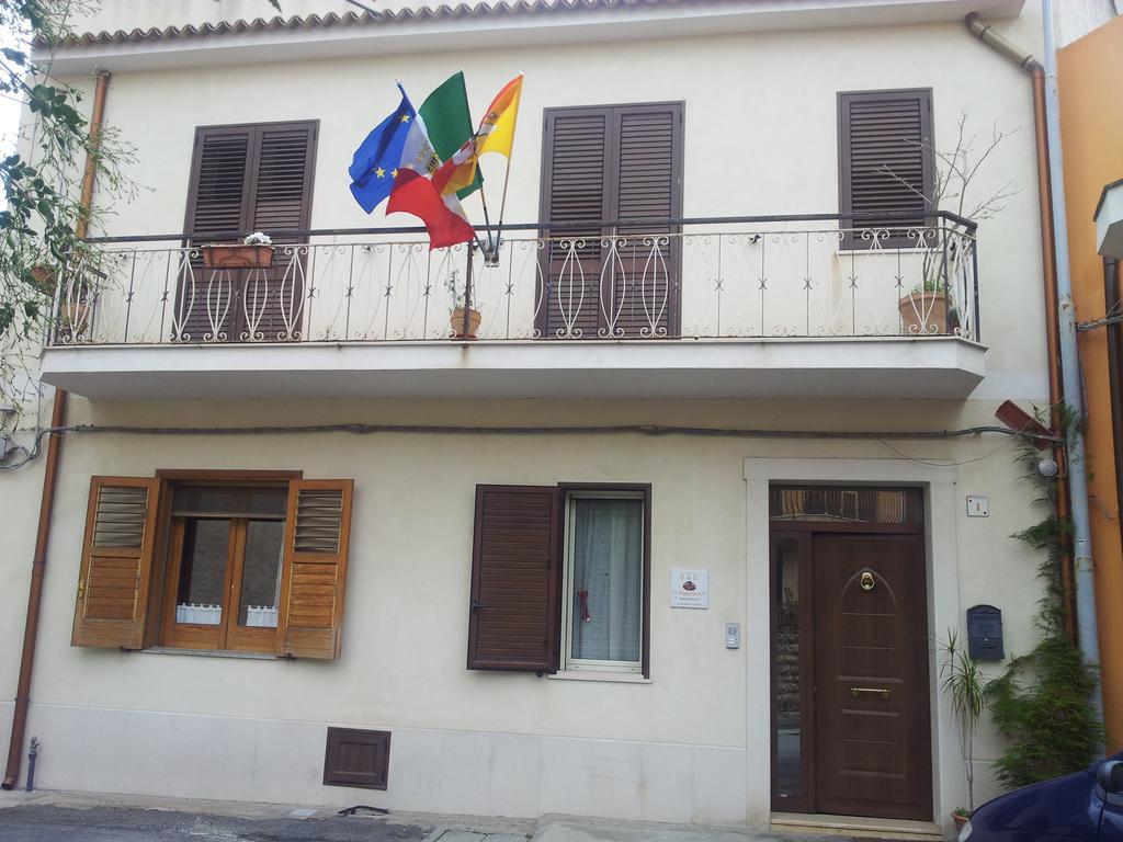 La Madonnuzza Acomodação com café da manhã Noto Exterior foto